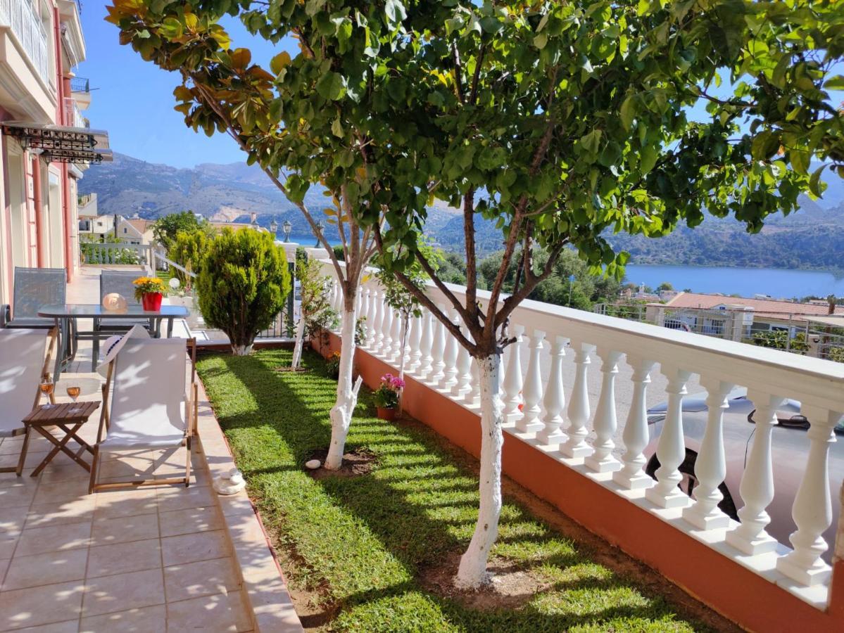 Blue Lagoon Luxury Apartment B2 Argostoli  Exterior foto