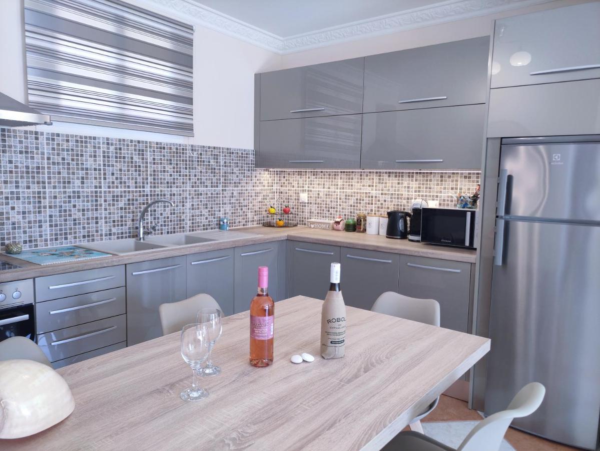 Blue Lagoon Luxury Apartment B2 Argostoli  Exterior foto